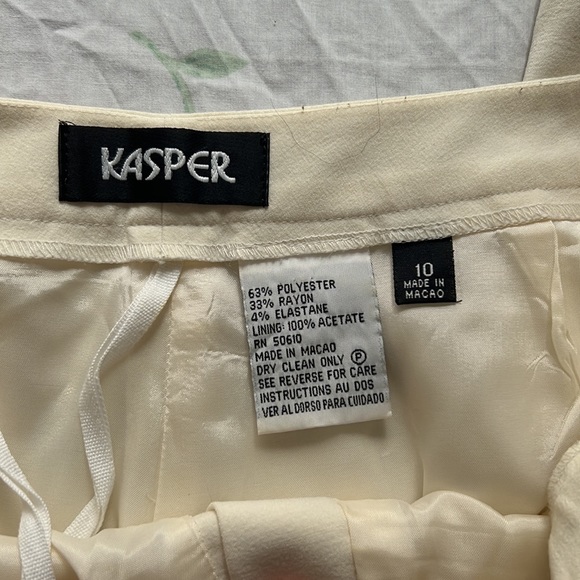 Vintage 80s Cream Slacks - Picture 2 of 5